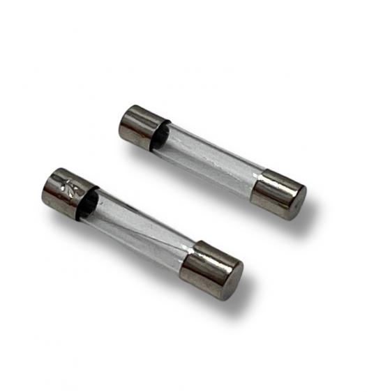 Compra Fusible americano 2amp x 10unidades en Edemco Colombia, redes electricas, aisladores.